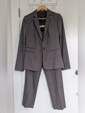 Anne Klein Women's Gray Two-Piece Suit Jacket & Pants